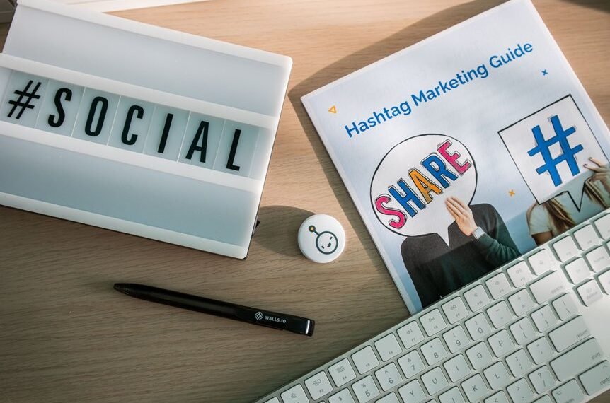 tomoson social media insights guide